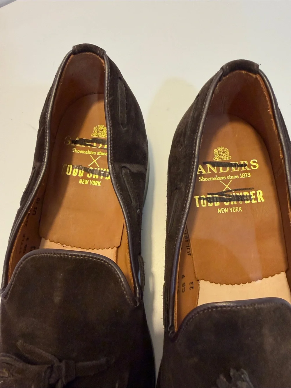 Todd Snyder X Sanders Men's Tassel Loafers in Dark Brown Suede Sz 10.  Tub8